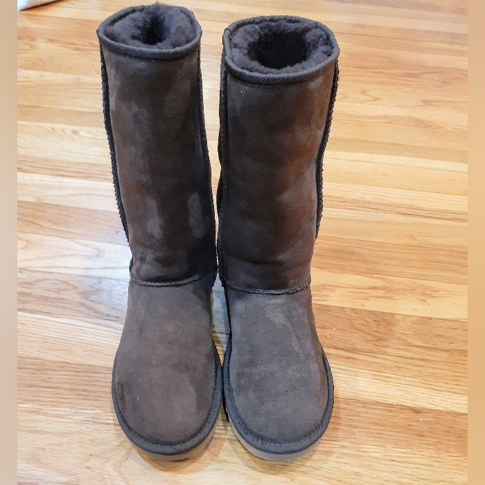 Ugg Classic Tall Chocolate Brown Size W 5 Ugg